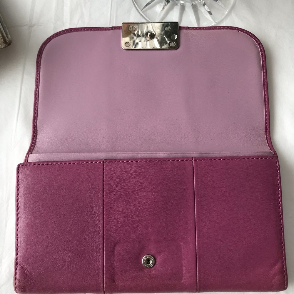 Coach Wallet - Picture 4 of 8